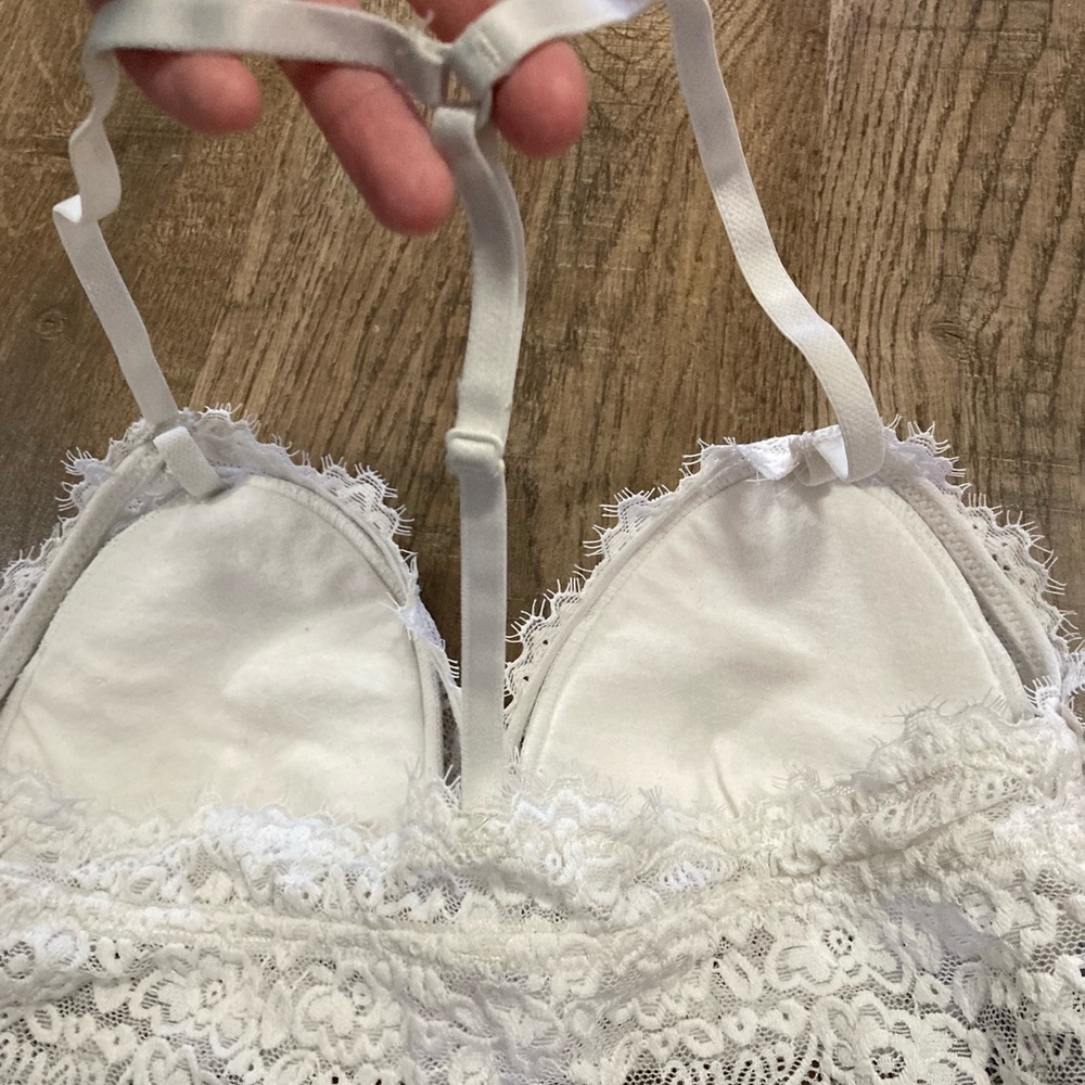 Aerie white lace bral pull over wireless size XS - Picture 8 of 8